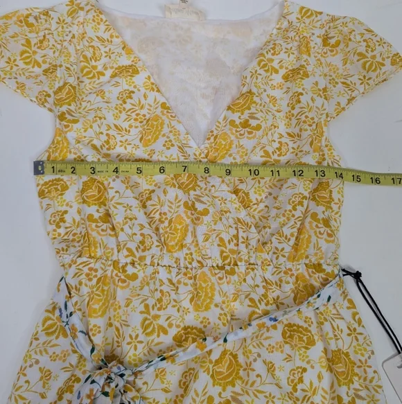 Celina Moon Belted Floral Faux Wrap Cap Sleeve Mini Dress Size Small - Picture 8 of 9